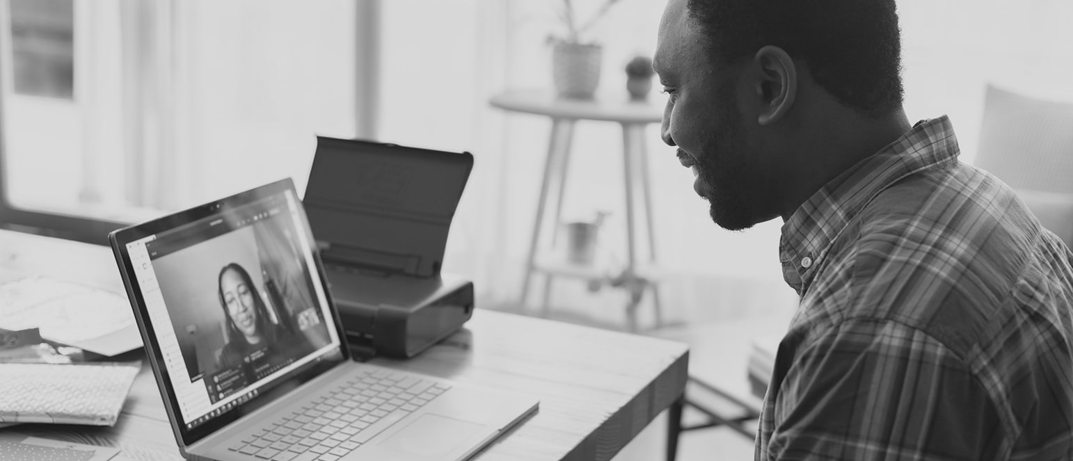 How to Attract Freelance Clients Online